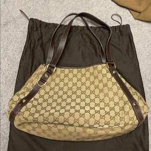 Gucci shoulder bag